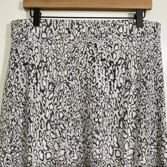 Michael Kors Leopard Maxi Skirt Size L - Picture 8 of 10
